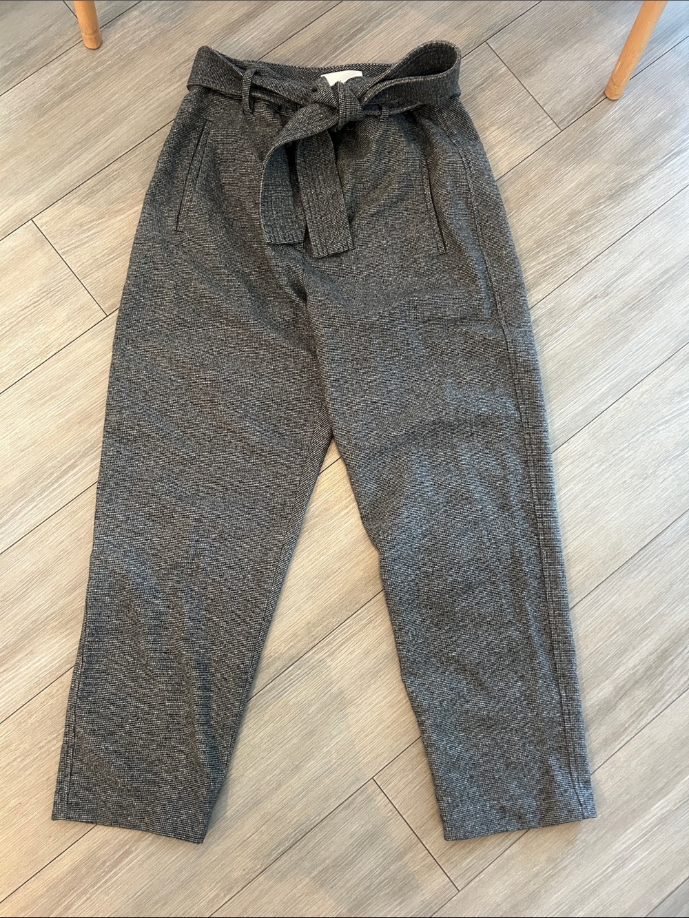Aritzia Women's Charcoal Paperbag Waist Chinos with Tie Belt